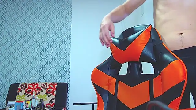 ADAM HOT online show from 21, 4, 2026