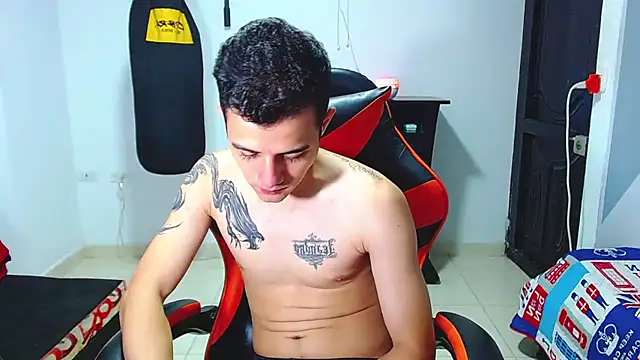 ADAM HOT online show from 17, 6, 2026