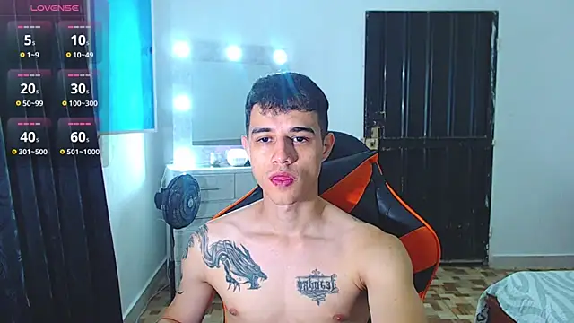 ADAM HOT online show from 21, 7, 2026