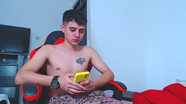 ADAM HOT online show from 20, 12, 2025