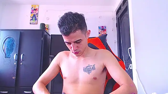 ADAM HOT online show from 8, 4, 2026