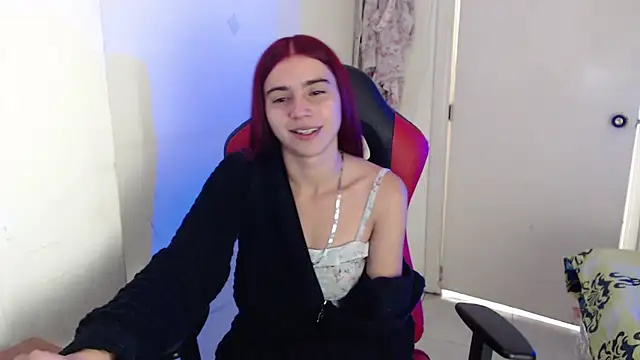 Snapshot of Maximesex chatting on 3, 7, 2026 Maximesex online show from 3, 7, 2026