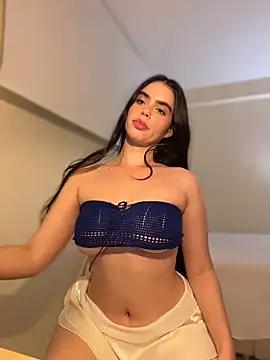 Mavi Coless online show from 14, 4, 2026