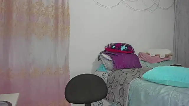 HARLEYNAPIER online show from 16, 4, 2026