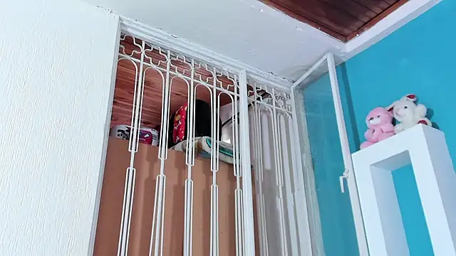 Cuty sexy hot online show from 22, 3, 2026