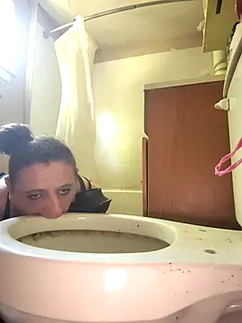 UniqueKorn86 online show from 7, 4, 2026