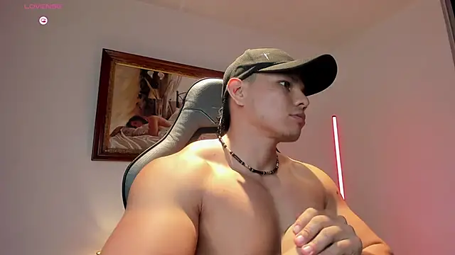 Snapshot of RoyConstance chatting on 22, 7, 2026 RoyConstance online show from 22, 7, 2026