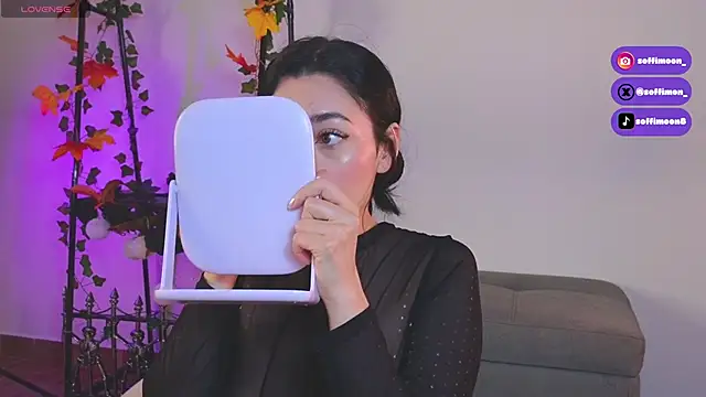 Soffimoon  online show from 27, 11, 2025