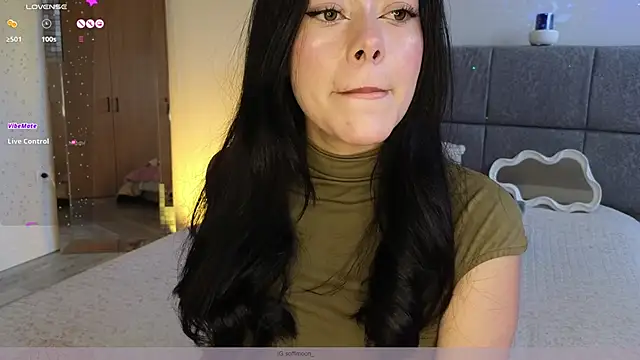 Snapshot of Soffimoon_ chatting on 11, 2, 2026 Soffimoon online show from 11, 2, 2026