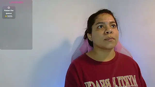 yulissa18 online show from 17, 3, 2026