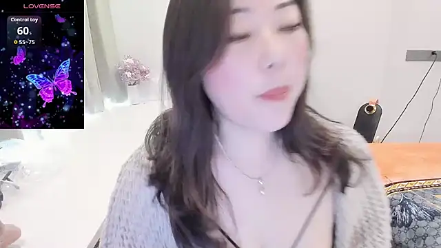 Crystal Wings online show from 3, 2, 2026