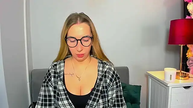 AriaDesire online show from 21, 12, 2025