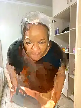 Missmoox24 online show from 29, 10, 2025