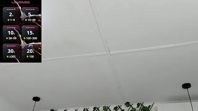 valentina 0  online show from 19, 11, 2025