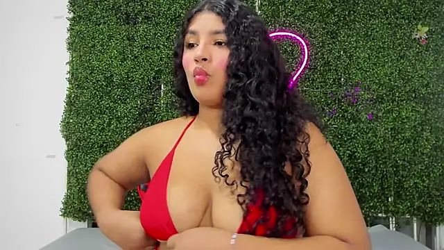 valentina 0  online show from 26, 11, 2025