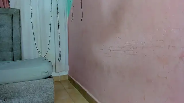 valentina 0  online show from 26, 10, 2025