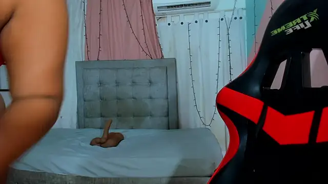 valentina 0  online show from 28, 10, 2025