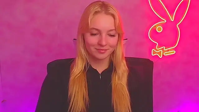 Snapshot of Milka_kiss_ chatting on 11, 1, 2025 Milka kiss online show from 11, 1, 2025