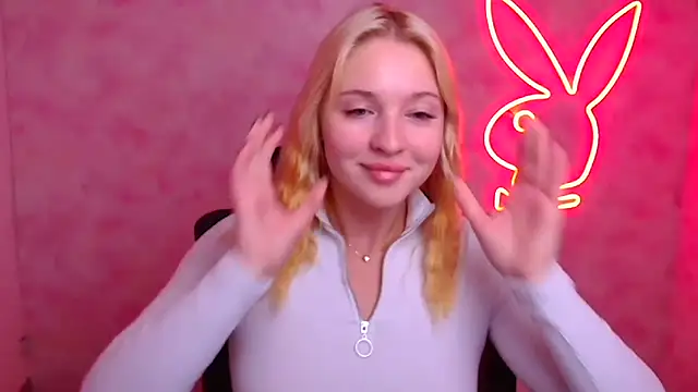 Snapshot of Milka_kiss_ chatting on 30, 9, 2025 Milka kiss online show from 30, 9, 2025
