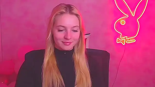 Snapshot of Milka_kiss_ chatting on 22, 2, 2025 Milka kiss online show from 22, 2, 2025