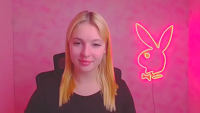 Snapshot of Milka_kiss_ chatting on 6, 11, 2025 Milka kiss online show from 6, 11, 2025