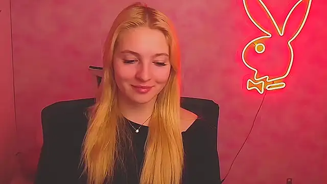 Snapshot of Milka_kiss_ chatting on 22, 3, 2025 Milka kiss online show from 22, 3, 2025