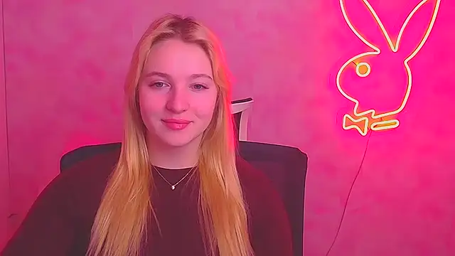 Snapshot of Milka_kiss_ chatting on 28, 2, 2025 Milka kiss online show from 28, 2, 2025