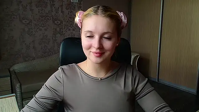Snapshot of Milka_kiss_ chatting on 11, 5, 2026 Milka kiss online show from 11, 5, 2026