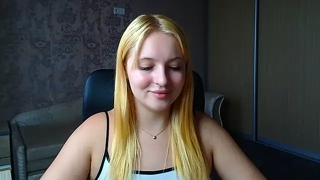 Snapshot of Milka_kiss_ chatting on 3, 6, 2026 Milka kiss online show from 3, 6, 2026