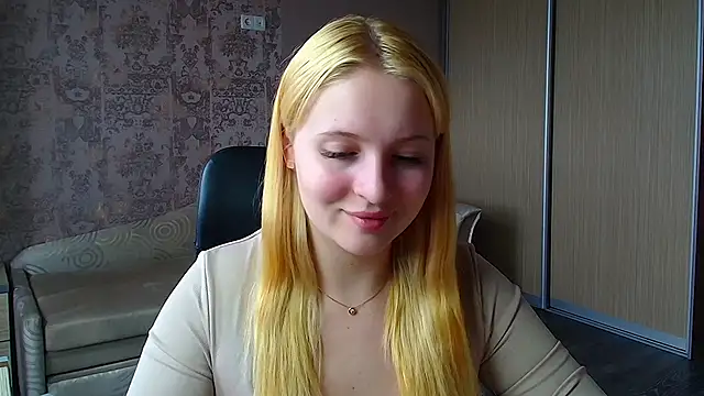 Snapshot of Milka_kiss_ chatting on 4, 6, 2026 Milka kiss online show from 4, 6, 2026