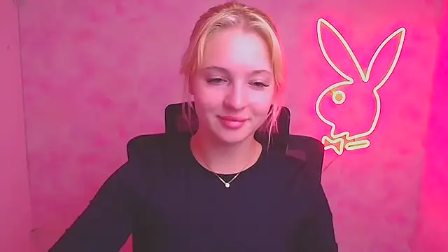 Snapshot of Milka_kiss_ chatting on 20, 9, 2025 Milka kiss online show from 20, 9, 2025