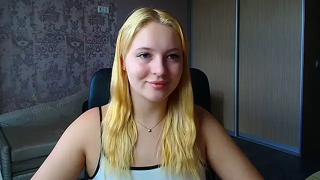 Snapshot of Milka_kiss_ chatting on 1, 6, 2026 Milka kiss online show from 1, 6, 2026