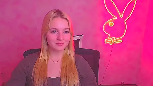 Snapshot of Milka_kiss_ chatting on 11, 2, 2025 Milka kiss online show from 11, 2, 2025