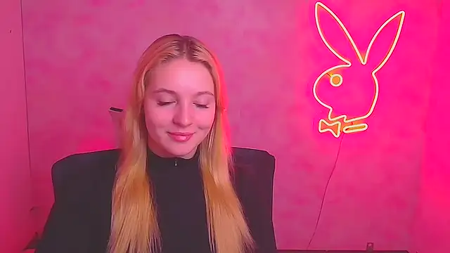 Snapshot of Milka_kiss_ chatting on 27, 2, 2025 Milka kiss online show from 27, 2, 2025