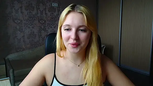 Snapshot of Milka_kiss_ chatting on 13, 5, 2026 Milka kiss online show from 13, 5, 2026