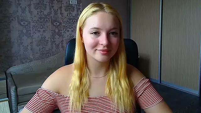 Snapshot of Milka_kiss_ chatting on 6, 6, 2026 Milka kiss online show from 6, 6, 2026