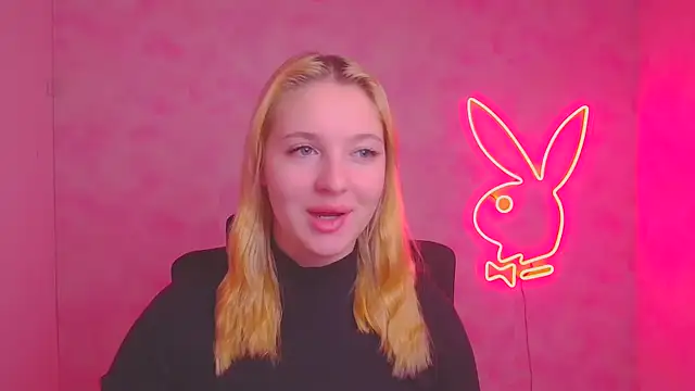 Snapshot of Milka_kiss_ chatting on 10, 11, 2025 Milka kiss online show from 10, 11, 2025