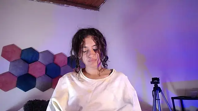 liz-beths online show from 6, 2, 2025