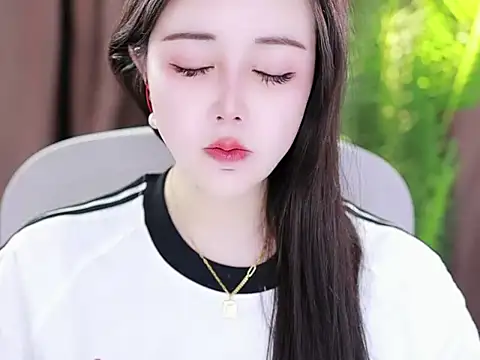 Qiaoqiao  online show from 7, 2, 2025