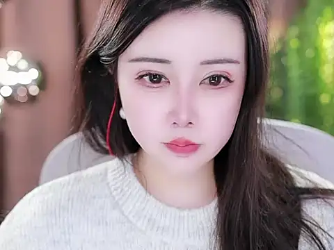 Qiaoqiao  online show from 13, 2, 2025
