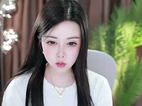 Qiaoqiao  online show from 16, 2, 2025