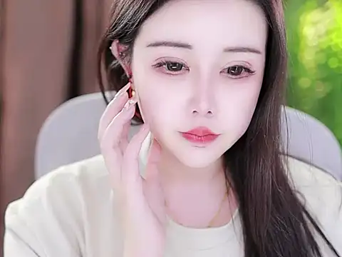 Qiaoqiao  online show from 8, 2, 2025
