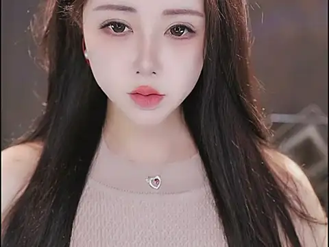 Snapshot of Qiaoqiao_ chatting on 15, 11, 2025 Qiaoqiao online show from 15, 11, 2025