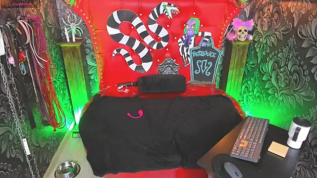 Snapshot of SubYunna1 chatting on 23, 10, 2025 SubYunna1 online show from 23, 10, 2025