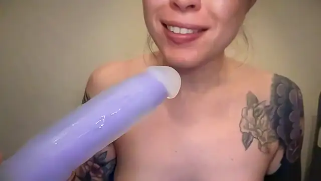 Goldensexetary69 online show from 2, 2, 2025