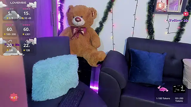 tiny violet online show from 5, 12, 2024