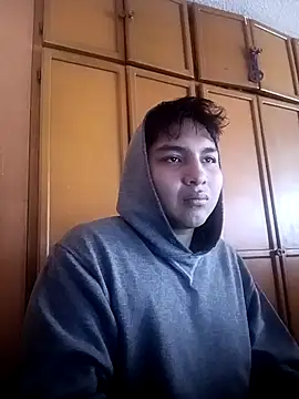 Snapshot of LoganFinds chatting on 2, 10, 2025 LoganFinds online show from 2, 10, 2025