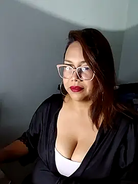 Snapshot of rainhavenus2024 chatting on 7, 1, 2025 rainhavenus2024 online show from 7, 1, 2025