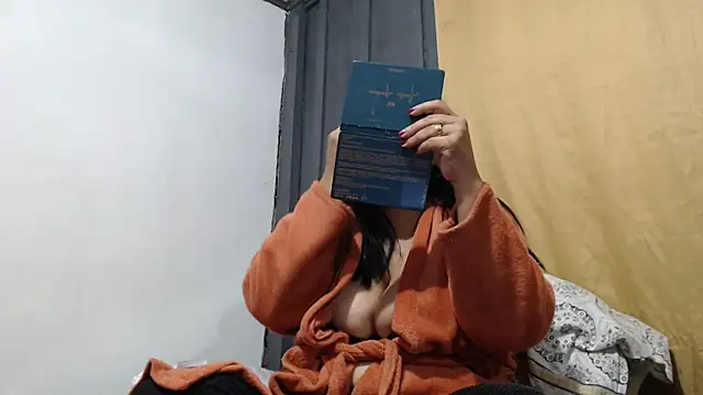 Snapshot of rainhavenus2024 chatting on 26, 9, 2025 rainhavenus2024 online show from 26, 9, 2025