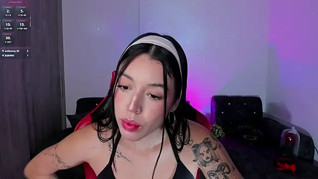 zoee jackson online show from 13, 3, 2026